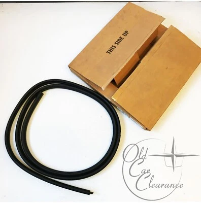 1995 - 2003 年福特 Windstar 门 Weatherstrip 车身密封 (XF2Z1620708AA) 全新无标签 — 第 1/4 张图片