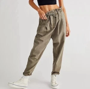 FREE PEOPLE Women’s Margate Pleated Paperbag Straight Leg Olive Green Pants XS - Picture 1 of 12