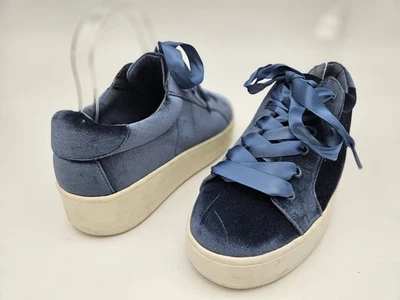 Tênis Steve Madden Bertie-V com cadarço fita veludo azul - Tamanho 9.5 - Imagem 1 de 4