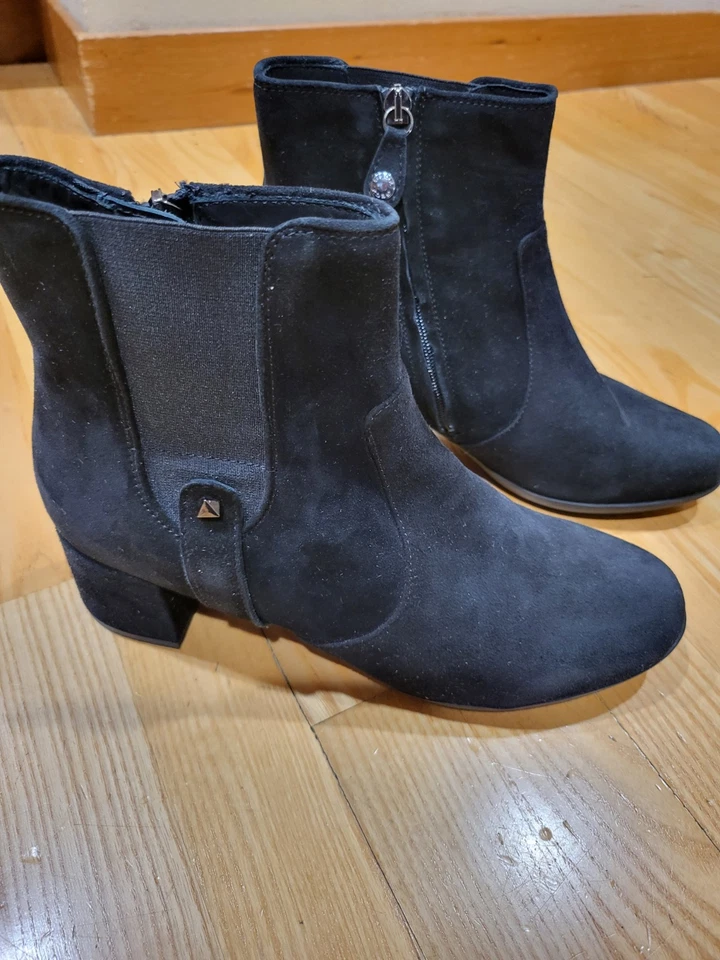 Geox Mujer D Nueva Annya Medio Tobillo Cuero Gamuza Bota Negra Talla 39.5 EUR 9 EE. UU. Foto 1 de 4