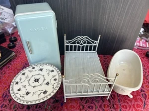 4 Lot Maileg Fridge Table Bathtub Bed Metal Light Blue Furniture Doll House - Picture 1 of 10