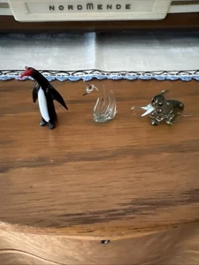Konvolut 3 ältere kleine Glastiere - Pinguin, Schwan, Elefant. - Bild 1 von 5