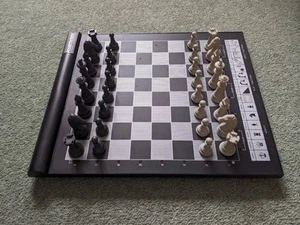 Saitek MK 12 Trainer Kasparov Chess Computer 1990s - RARE - 100% Complete VGC - Picture 1 of 10