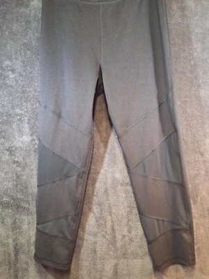 Leggings capri de tiro alto negros talla M SO Perfectly Soft Perfectly You Yoga Foto 1 de 4