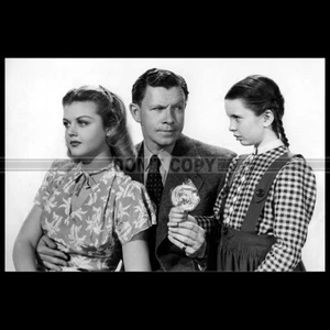 Photo F.030481 ANGELA LANSBURY GEORGE MURPHY MARGARET O'BRIEN TENTH AVENUE ANGEL - Photo 1/1