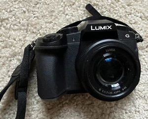 Panasonic Lumix Model G85 Camera, Lumix 25mm 1.7 Lens, Battery & Lumix Charger - Picture 1 of 23