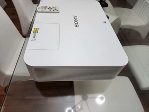 Sony VPL-PHZ10 5000-Lumen WUXGA Projector 7775 Lamp Hours - Picture 1 of 4