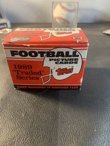 1989 Topps Football Update Set #T-1 Thru T-132 Complete Box Set - Bild 1 von 2