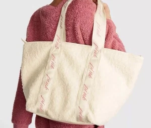 Victoria’s Secret Pink Holiday Sherpa Beuteltasche über Nacht Signatur Logo UVP 60 $ - Bild 1 von 4