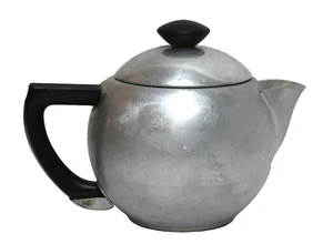 Vintage Mirro Aluminum Tea Pot 1.5 Quart - Picture 1 of 7