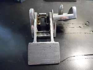 MoPar Dodge Plymouth Coronet Roadrunner GTX Super Bee Convertible Latch 2520613 - Bild 1 von 4