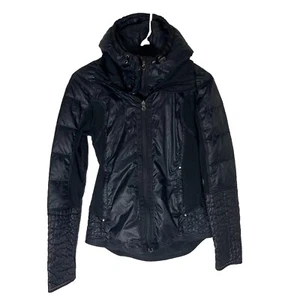 Lululemon Run Paket Up Jacke Größe Small 2-6 schwarz Kapuze Reißverschluss Herbst Winter Regen - Bild 1 von 9