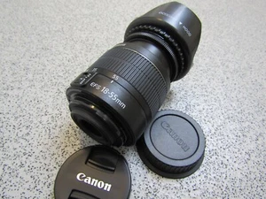 Canon EF-S 18-55mm 1:3.5-5.6 III MACRO Zoom Lens,, for Canon EOS DSLR - Picture 1 of 12