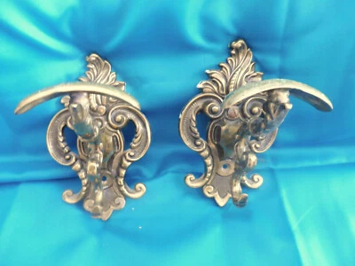 2 anciens porte manteaux en bronze - H = 14 cm - L = 9 cm - Photo 1/4