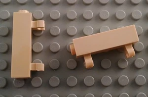 Lego Menge 2 hellbraune 1x1x3 Steine mit vertikalen Seitenclips - Bild 1 von 1