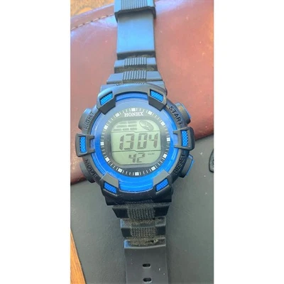 Reloj Hombre 50mm Honhx, Resistente al Agua, LCD Digital Foto 1 de 3