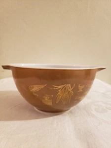 VINTAGE PYREX EARLY AMERICAN 1 1/2 PT Cinderella Bowl - Picture 1 of 14
