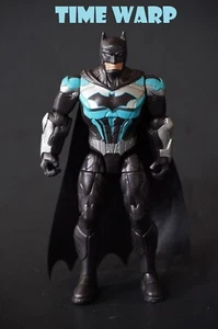 DC COMICS BAT-TECH BATMAN 4" TALL ACTION FIGURE - Picture 1 of 2