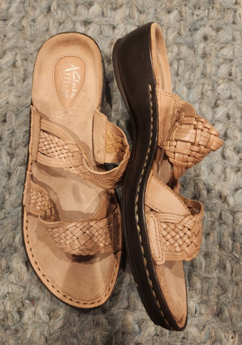 Sandali Clarks artigianali in pelle marrone intrecciato slide comodi 73657 donna 8 nuovi