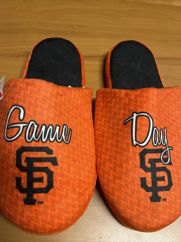 MLB San Francisco Giants Womens Game Day Logo Slippers X-Large Cover
