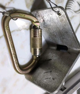 3M DBI-SALA (3320003) Edge Protector for Rollgliss R500 Rescue and Escape Device - Picture 1 of 6