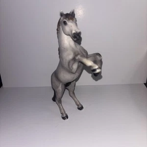 Schleich 13621 Rare White Grey Rearing Mustang Horse Stallion - Picture 1 of 6