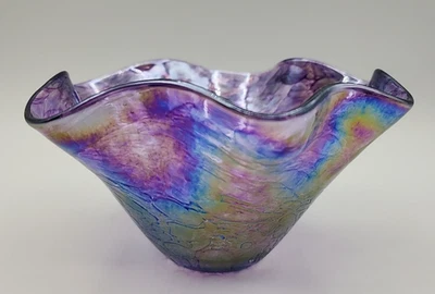 Tazón soplado a mano Glass Eye Studio lavanda iridiscente ca 3 1/4" T X 5 3/4" con LEER Foto 1 de 4
