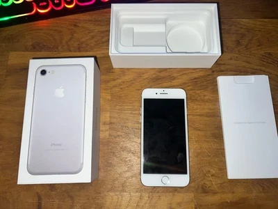 iPhone 7 32 Gb - Photo 1/4