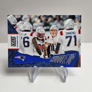 2022 Score Showcase Huddle Up First Down New England Patriots /100 #14 - Picture 1 of 2