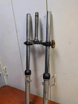 雅马哈 XT125 前叉悬架左叉套装 1980 - 1983 — 第 1/4 张图片