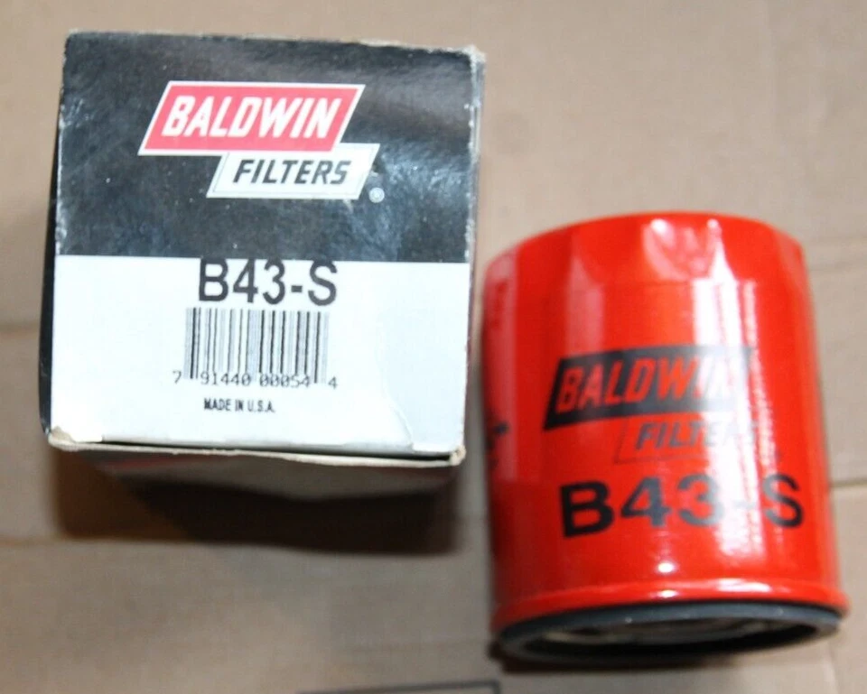 BALDWIN B43-S OIL FILTER. Isuzu,AMC,GM,nos - Image 1 of 1