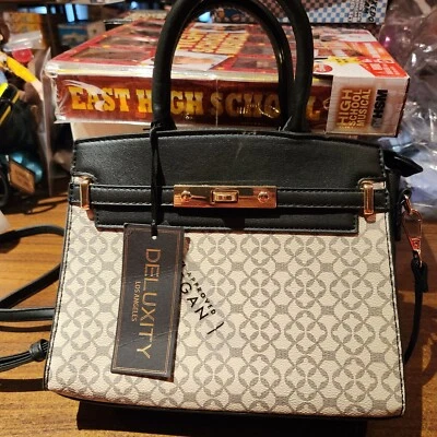 Bolso de cuero vegano Deluxity Los Angeles. Nuevo con etiquetas.  Foto 1 de 4