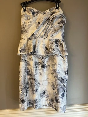 Vestido Mikael Aghal Capas Peplum Floral Blanco y Blanco Talla 8 Foto 1 de 4