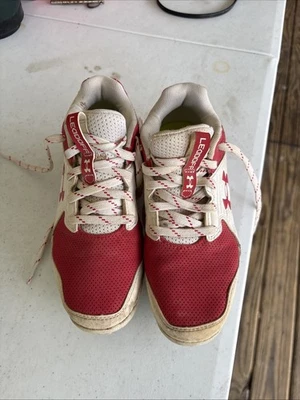 Chuteiras de beisebol Under Armour Leadoff 3023449-600 vermelho/branco baixo tamanho 3y - Imagem 1 de 4