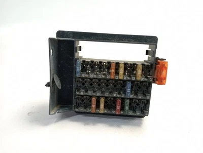 6251555 SCATOLA RELÈ/FUSIBILI / 6815248 PER MERCEDES-BENZ VITO W638 COMBI 110 - Immagine 1 di 4