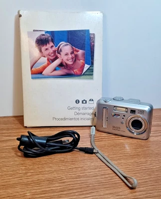 Kodak EasyShare CX7430 4.0MP Digital Camera Silver Manual Software and Cord - Image 1 of 4