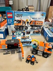 Lego Arctic Outpost 60035  100% Complete with Box and Manuals