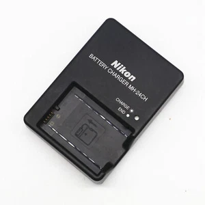 Cargador Original Nikon MH-24 para Batería EN-EL14 D3200 D5300 P7800 P7100 - Imagen 1 de 5