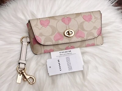 Estuche para gafas de sol Coach nuevo con etiquetas en lona exclusiva con estampado de corazón CP496 Foto 1 de 4