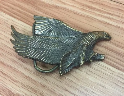 VTG 1979 THE GREAT AMERICAN CHICAGO BUCKLE CO. EAGLE BRASS LIMITED EDITION 506 - Image 1 of 4