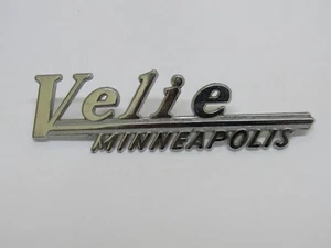 Vintage Velie Oldsmobile Minneapolis Minnesota Metal Dealer Badge Emblem Tag MN - Picture 1 of 2