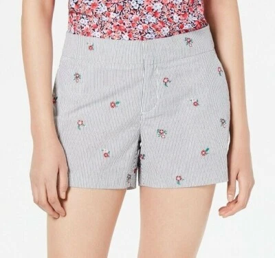 Maison Jules Women 2 Blue Seersucker Stripe Floral Pocket Refined Zip Shorts NWT - Image 1 of 4