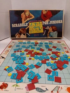 Scrabble for Juniors Selchow and Righter 1968 Third Edition 2 Sided Board - Picture 1 of 23