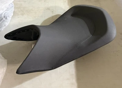 Sillín asiento delantero KTM 690 duke 76007140000 Foto 1 de 3