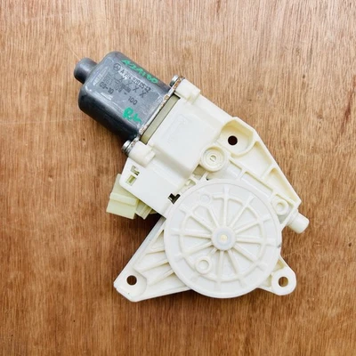 Genuine Mercedes OEM rear left window motor winder regulator A2048200542 - Image 1 of 4