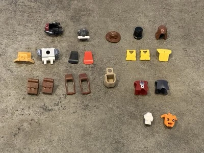 Lego Minifigure Gear Assorted Figs Lot Of 21 - Image 1 of 4