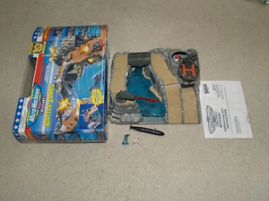 Micro Machines Military Battle Zones Barracuda Bay mit Box Galoob fast komplett - Bild 1 von 12