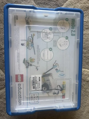 Used LEGO 45300 WeDo 2.0 Set Core Education 280 Pieces STEM Smart Hub Retired - Image 1 of 3