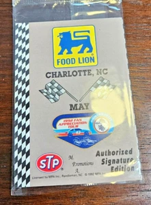 Nascar 1992 Richard Petty Food Lion Cards Charlotte, NC May - Picture 1 of 4