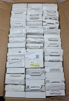 LOT OF 50 Pack - OPEN BOX - White USB-C to Lightning Cable 1m - A2561 MUQ93AM/A - Image 1 of 4